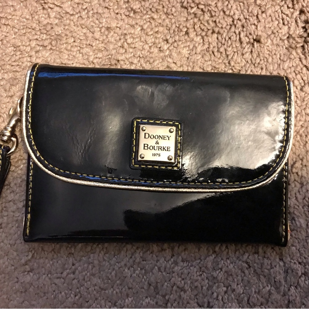 Dooney And Bourke Painted Leather Wristlet